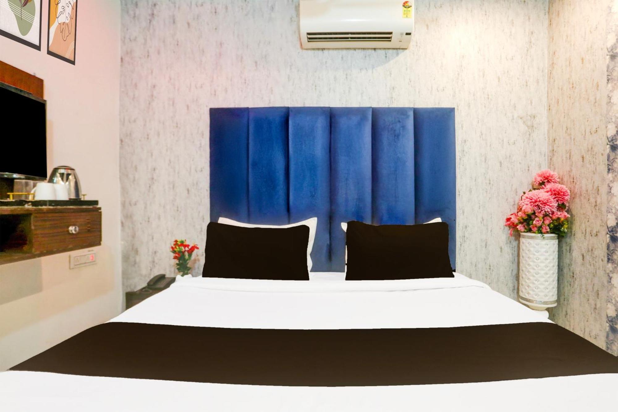 Super Collection O Roop Vihar Rohtak Formerly Hotel Maha Luaran gambar